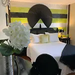 Boutique Valle De Oca 3*