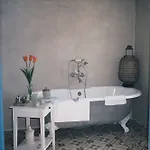 Boutique Valle De Oca 3*