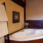 Отель Boutique Valle De Oca Villanasur Rio De Oca