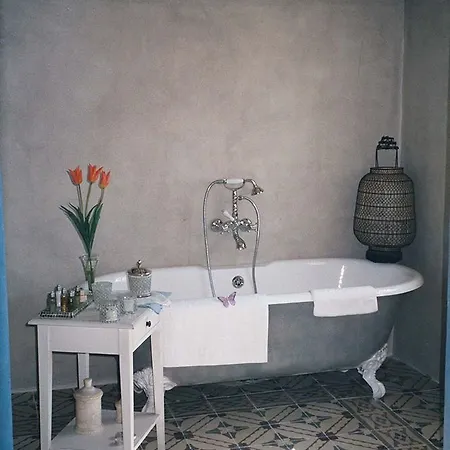 Boutique Valle De Oca 3*