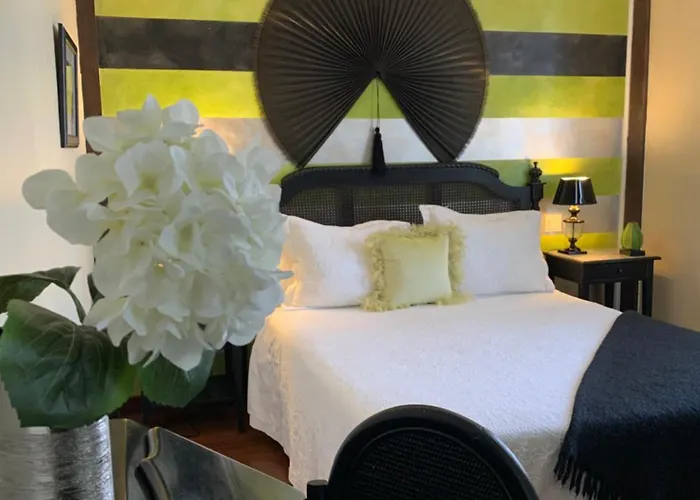 Boutique Valle De Oca 3*